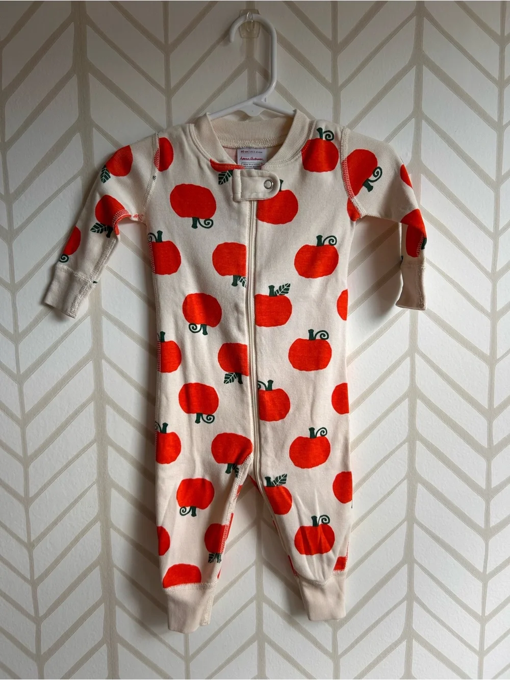 *Hanna Andersson* Cream Pumpkin Print One-Piece Zipper Romper
